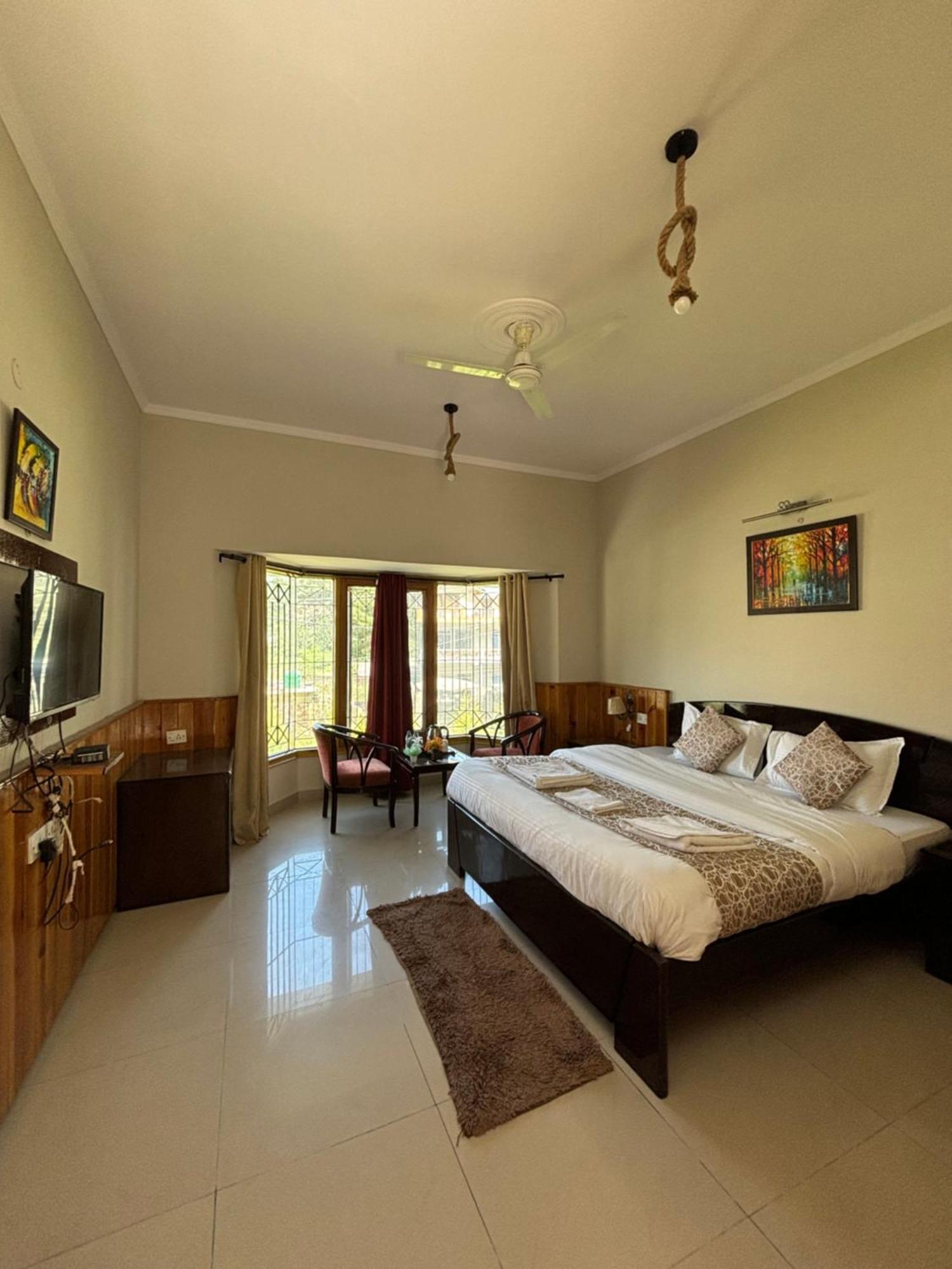 Ivy The Boutique Hotel Near Neem Karoli Temple Нейнитал Екстериор снимка