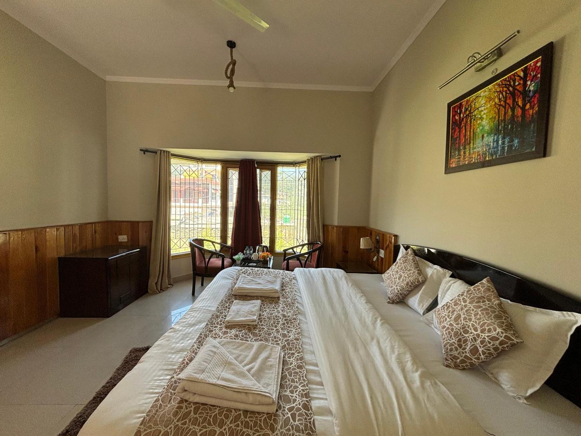 Ivy The Boutique Hotel Near Neem Karoli Temple Нейнитал Екстериор снимка